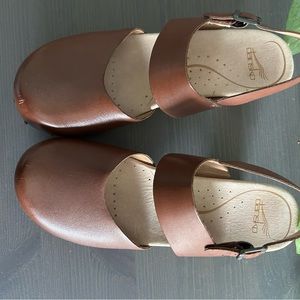 DANSKO Thea Cognac Leather Clogs EU40